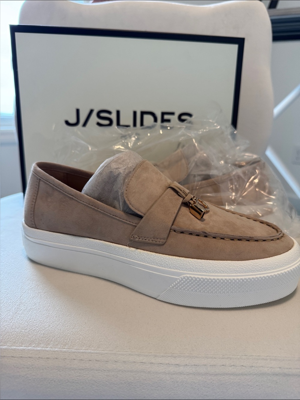 J/SLIDES Womens Tan Suede Slip-On Loafer with Gold Accent Sz 7 1/2